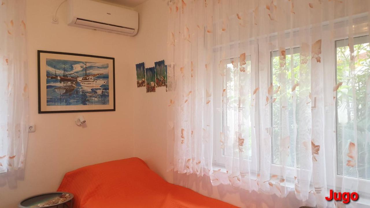 Apartments Bura & Jugo, Cres, Without Stress エクステリア 写真