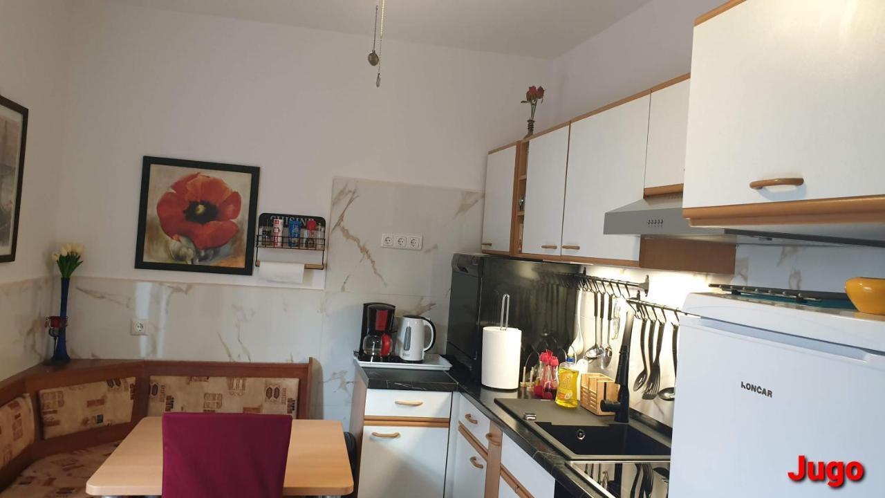 Apartments Bura & Jugo, Cres, Without Stress エクステリア 写真