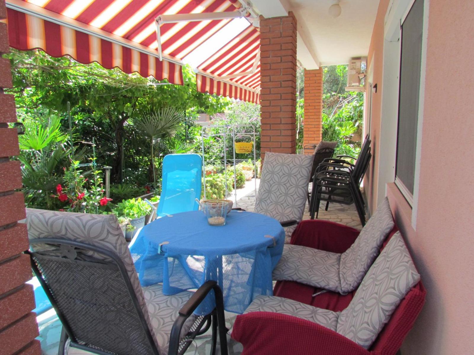 Apartments Bura & Jugo, Cres, Without Stress エクステリア 写真