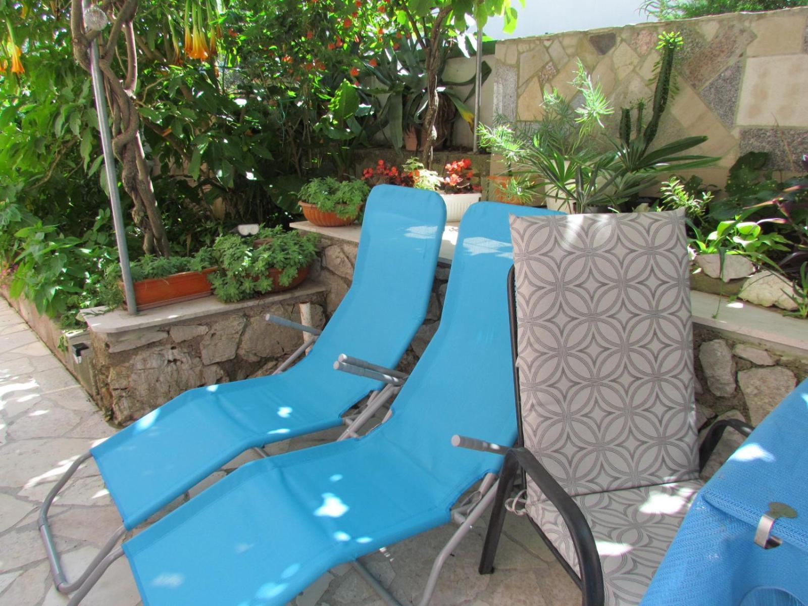 Apartments Bura & Jugo, Cres, Without Stress エクステリア 写真