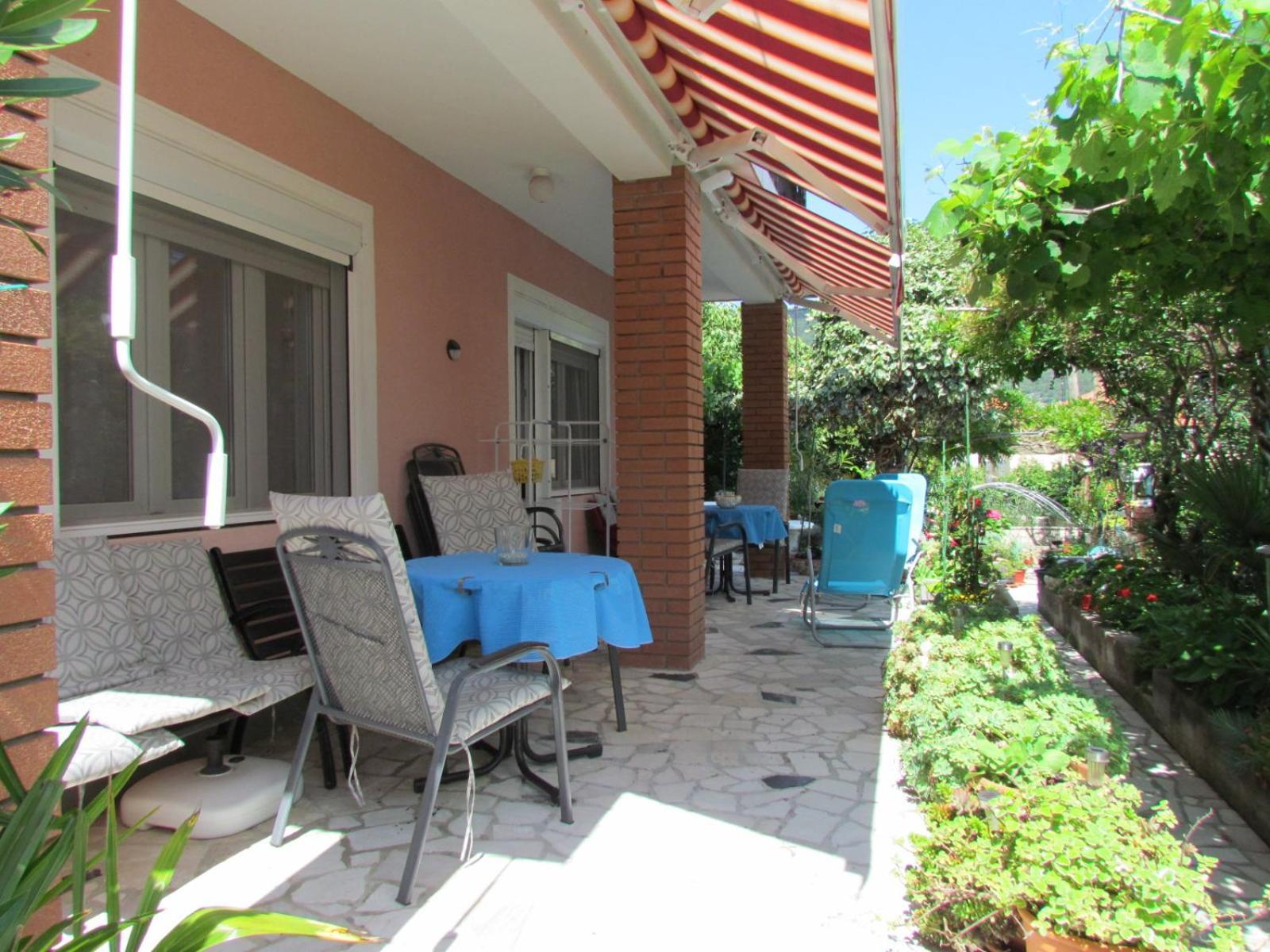 Apartments Bura & Jugo, Cres, Without Stress エクステリア 写真