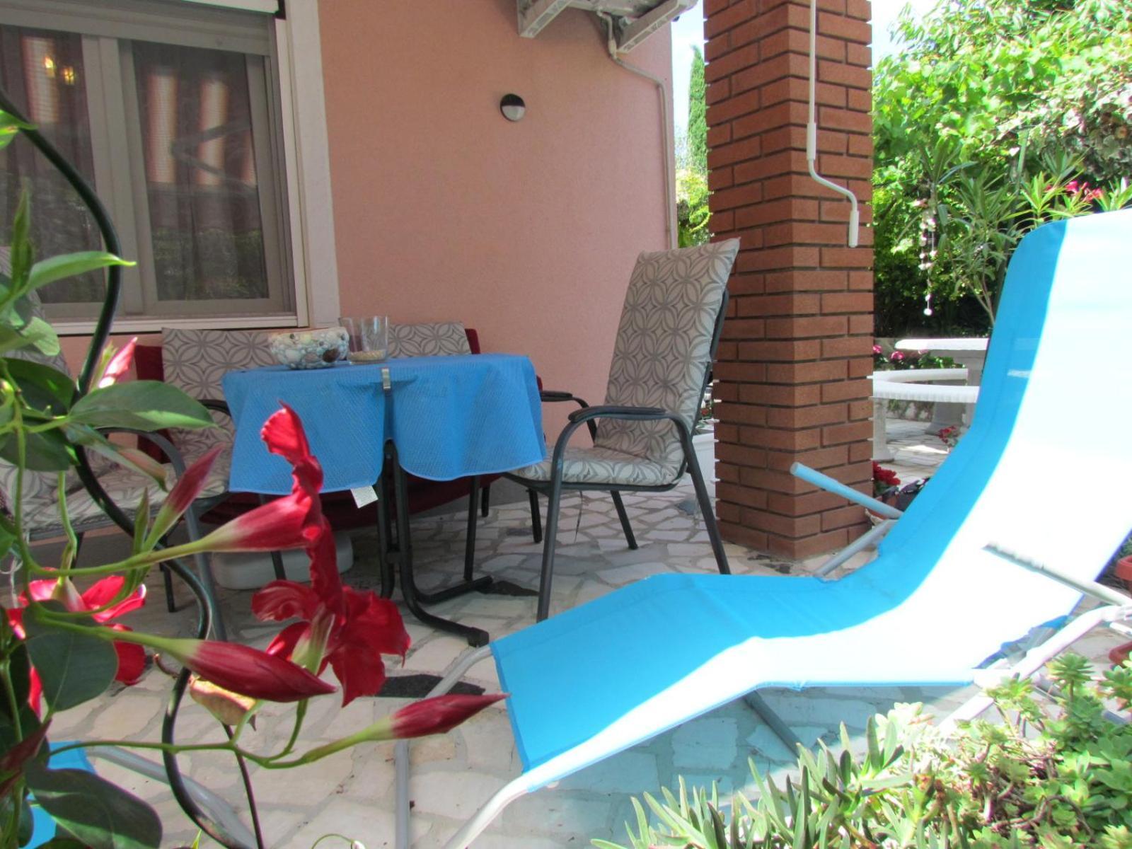 Apartments Bura & Jugo, Cres, Without Stress エクステリア 写真